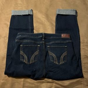 Woman’s Hollister skinny jeans